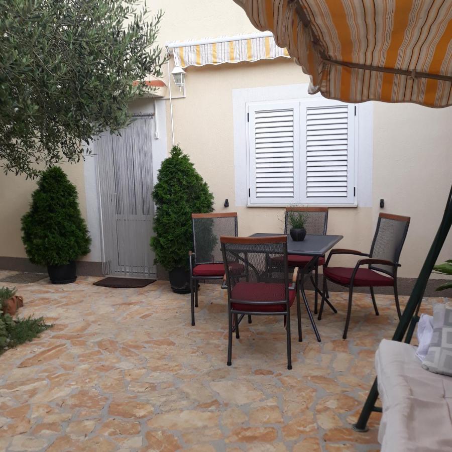 Apartment Mira Trogir Ngoại thất bức ảnh