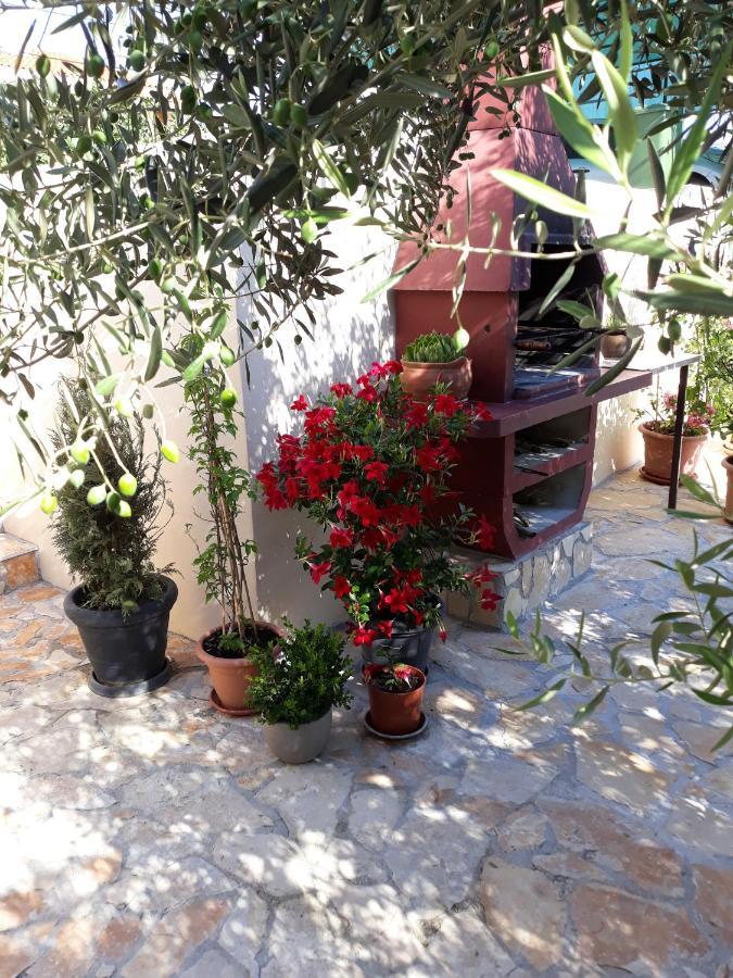 Apartment Mira Trogir Ngoại thất bức ảnh